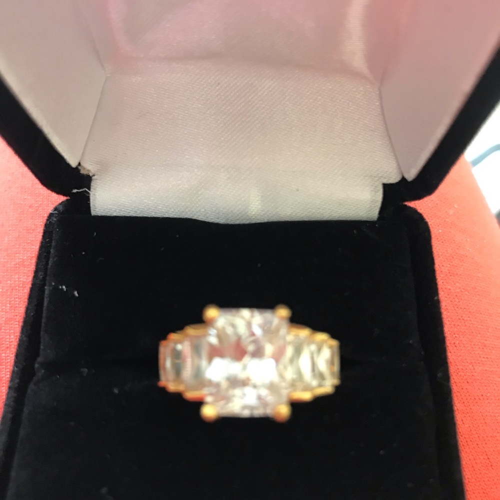 Beautiful Silver Ring - image 7